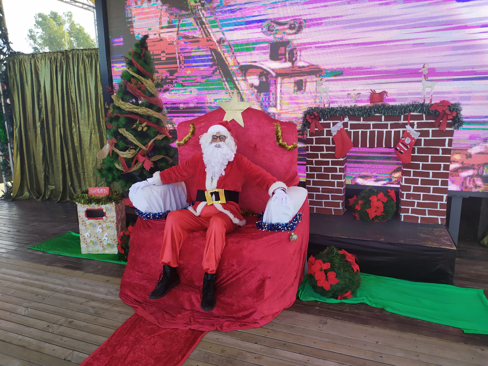 Navidad en Alannia Resorts. Visita de Papá Noel.